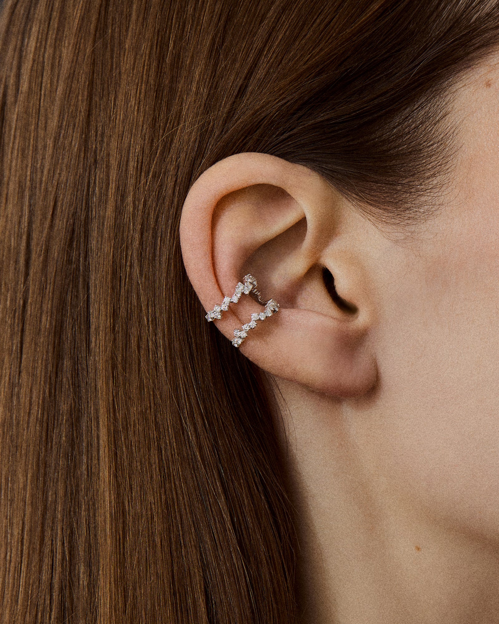 Groove Ear Cuff in White Gold – Mara Paris