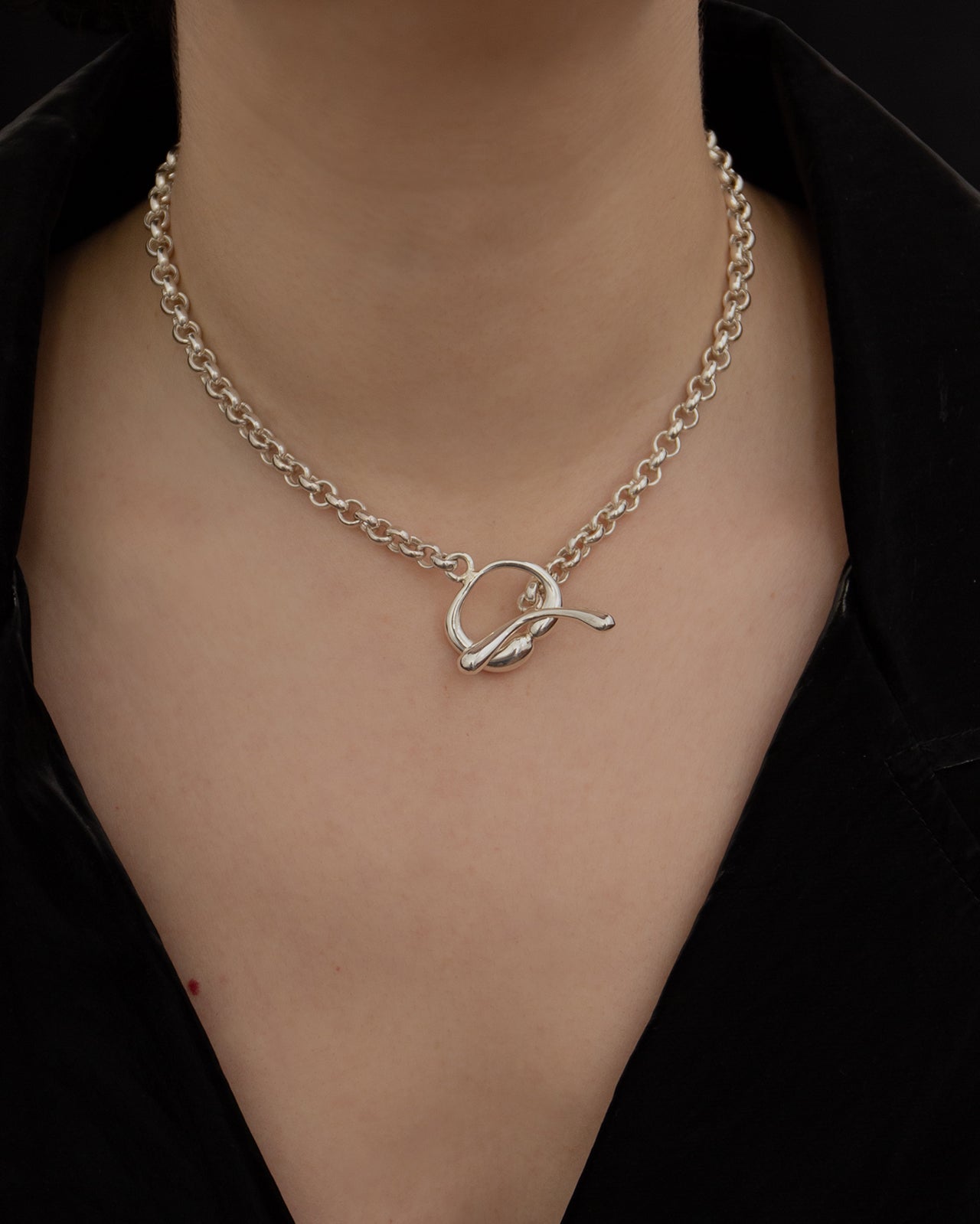 Hope Single Toggle Necklace – Mara Paris
