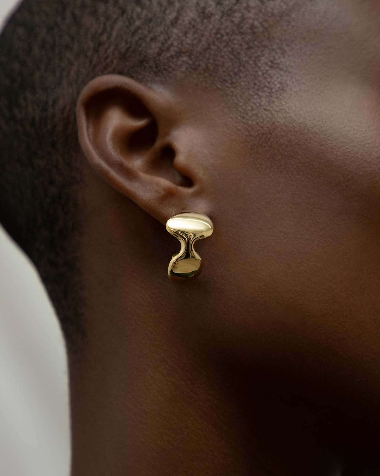 Pendientes Antialérgicos De Acero Quirúrgico Para Hombre Y Mujer Color Negro Y Plateado