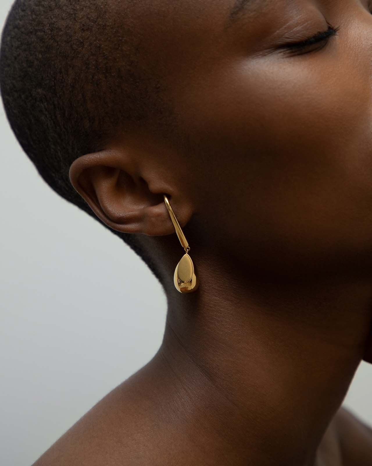 Small Sense Earrings In Gold Vermeil – Mara Paris