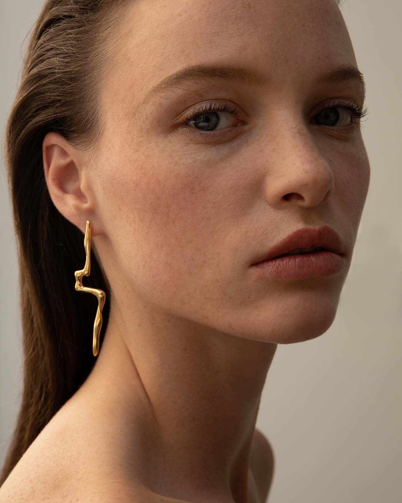 Great Figure Earrings In Gold Vermeil