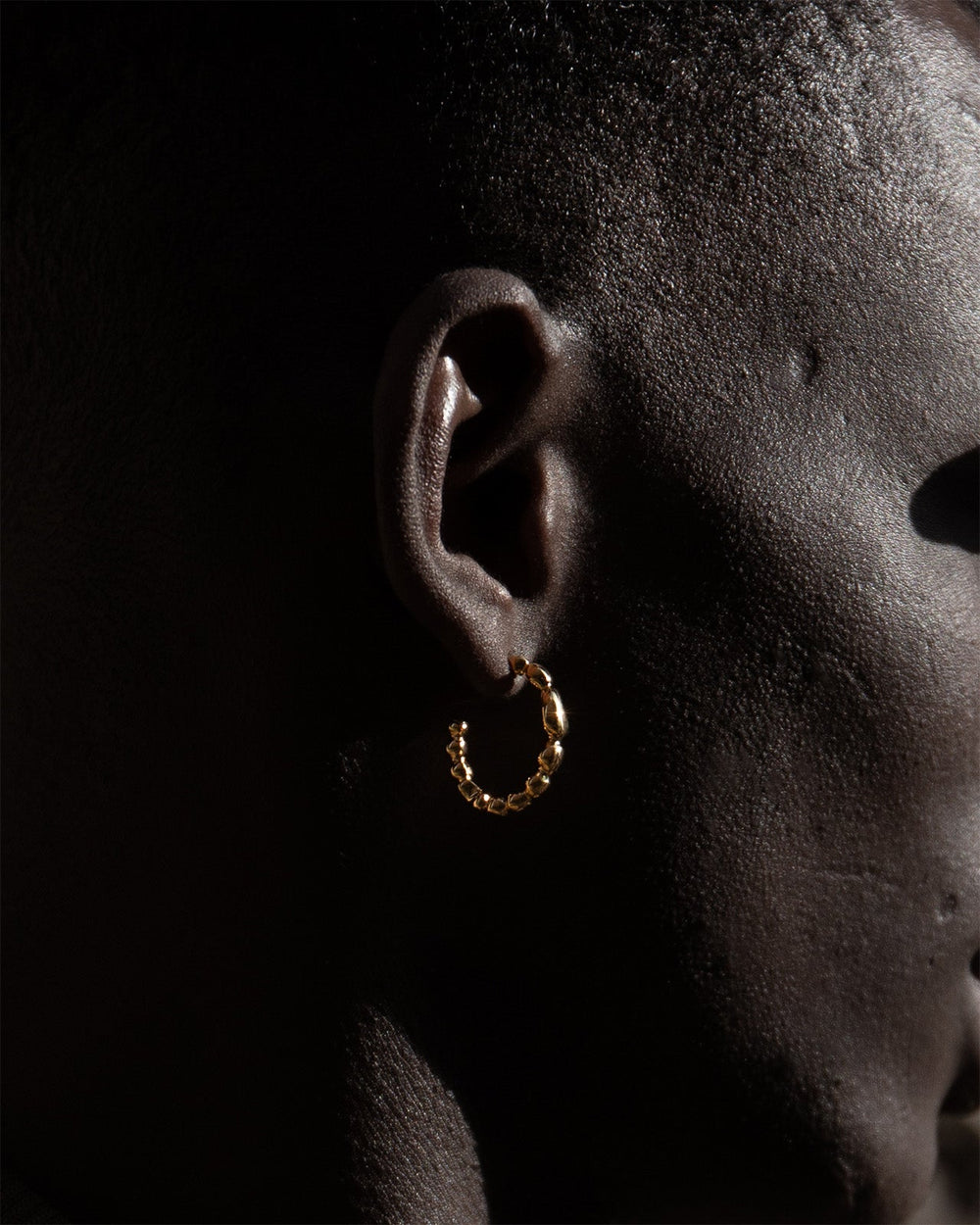 Memories Small Hoop Earrings In Gold Vermeil