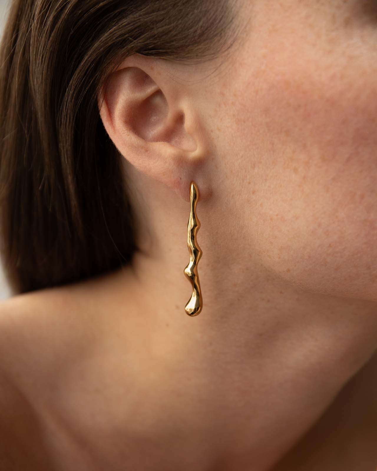 Poem Mismatched Earrings In Gold Vermeil