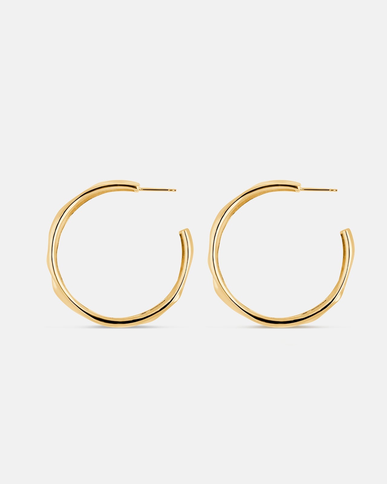 Aurora Large Hoop Earrings In Gold Vermeil