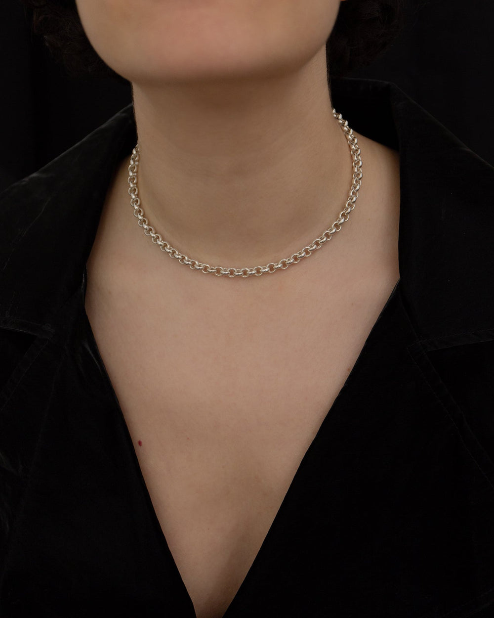 Collar Hope con cierre toggle
