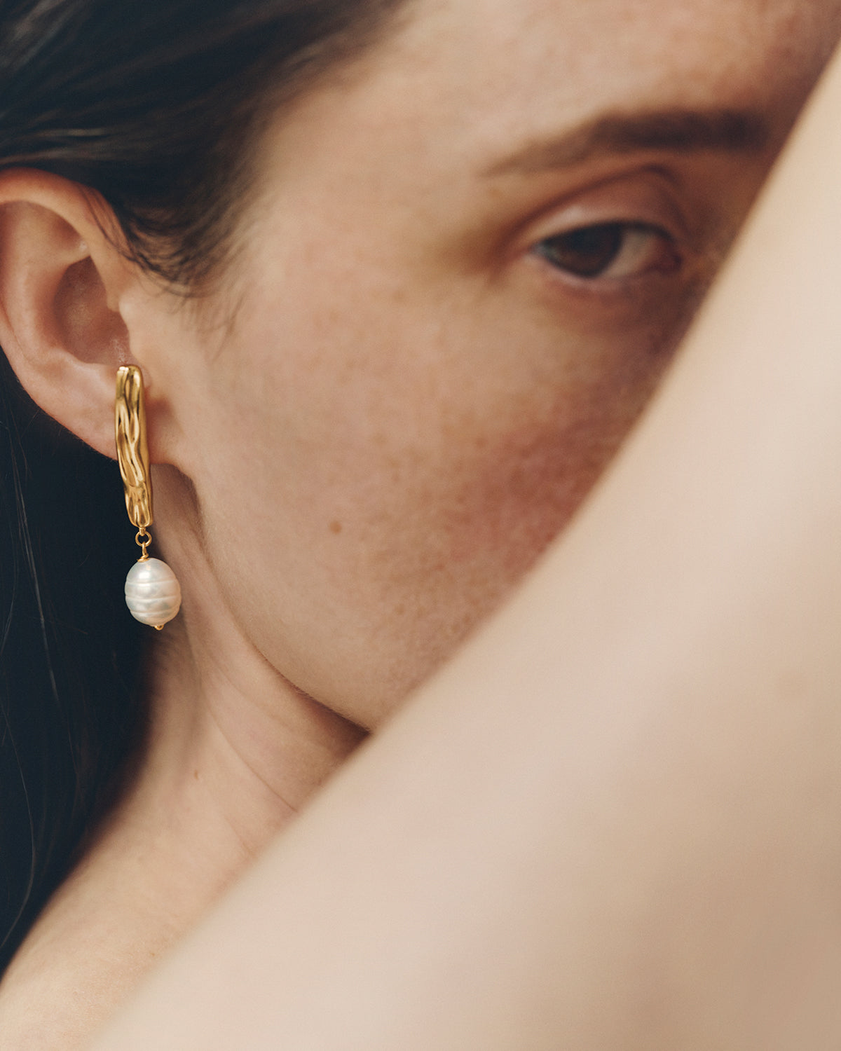 Aurora Pearl Drop Earrings in Gold Vermeil