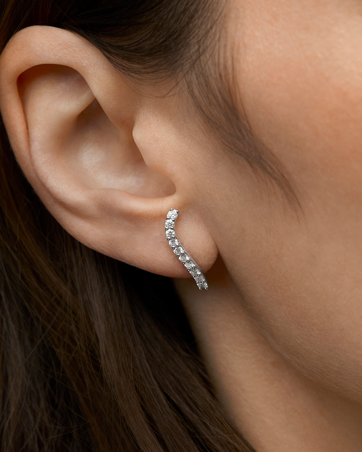 Graceful Fluidity Petite Earrings in White Gold
