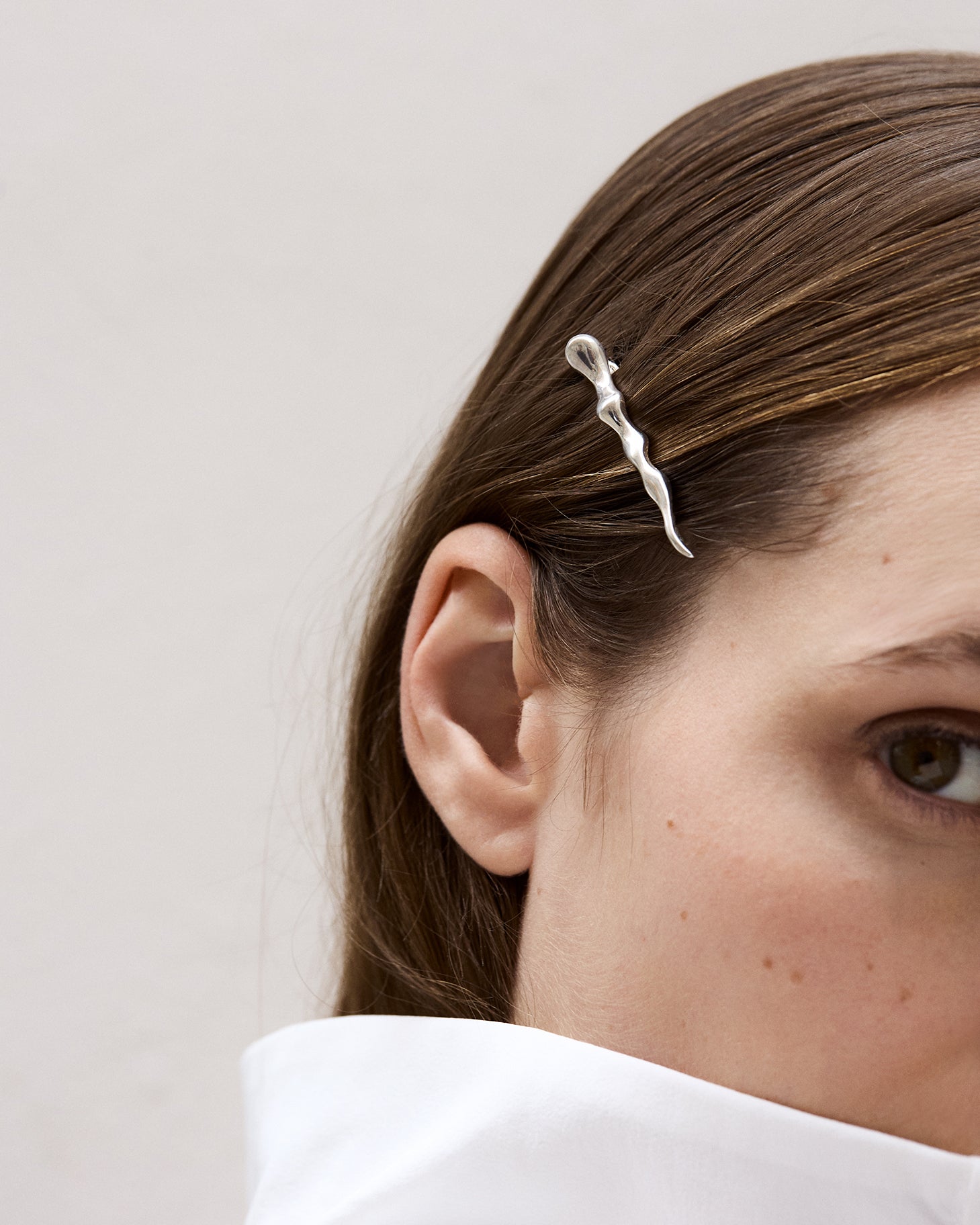 Poem Short Hair Clip