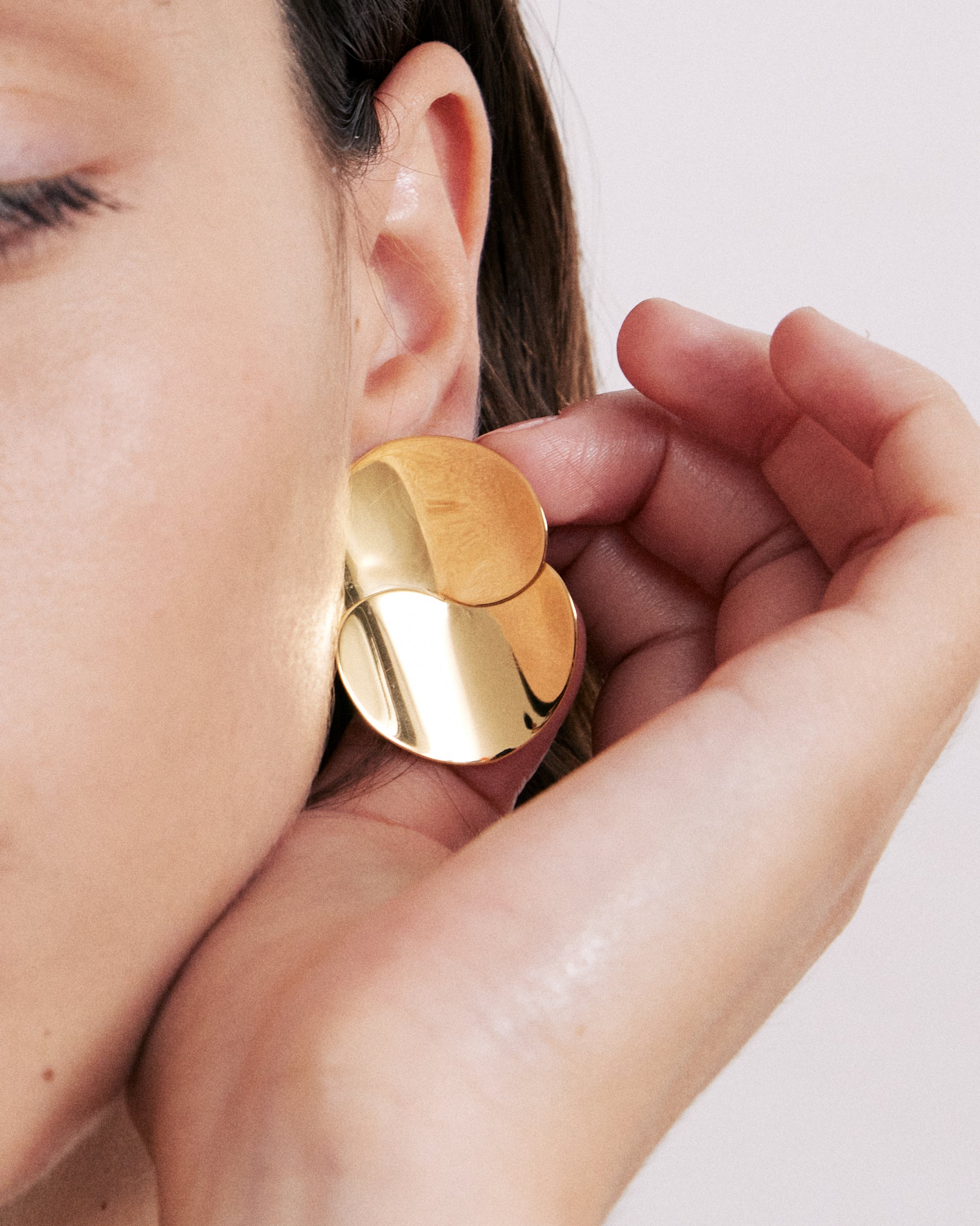 Small Eucalyptus Earrings In Gold Vermeil