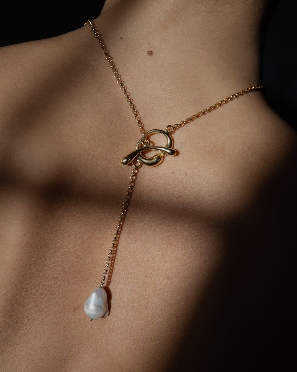 Collar Talisman Cadena Toggle en vermeil