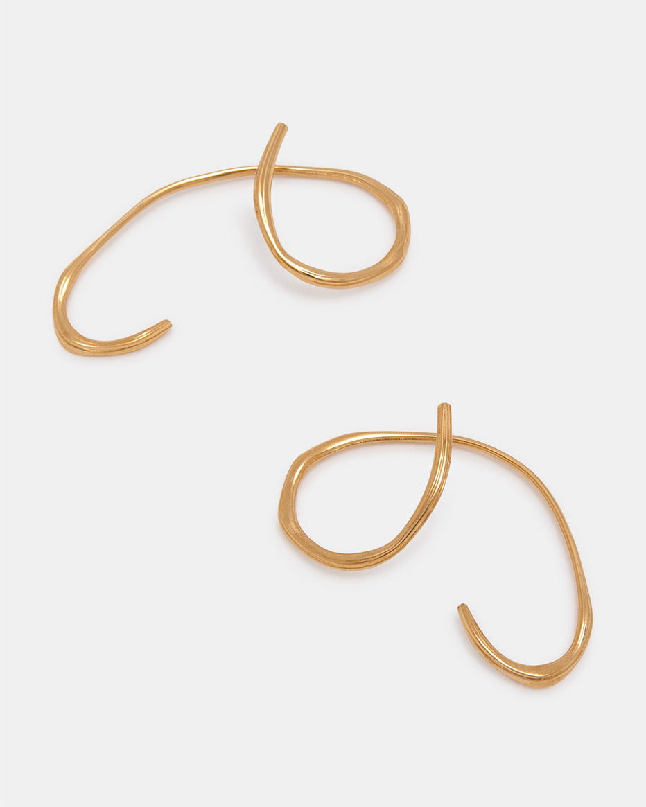 Oksa Ear Cuff In Gold Vermeil