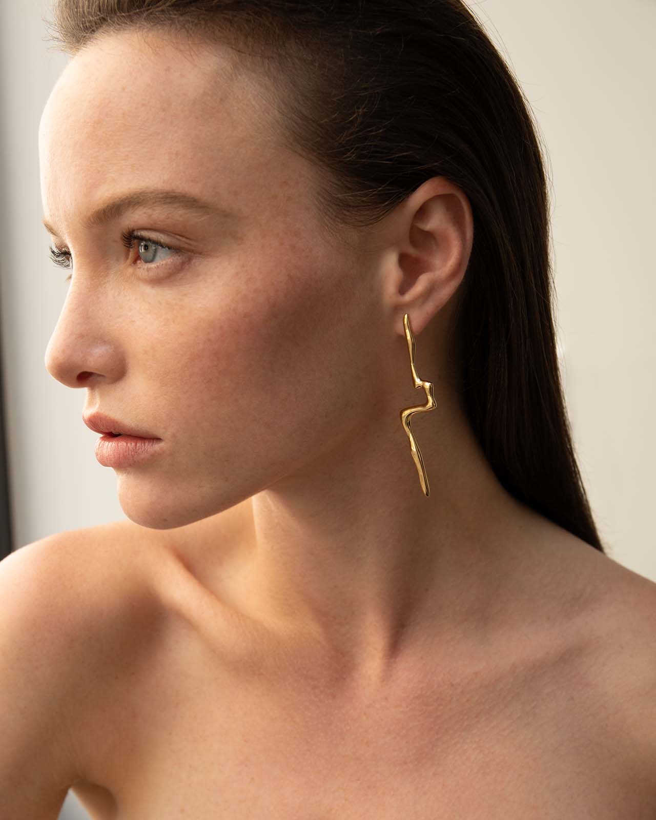 Great Figure Earrings In Gold Vermeil