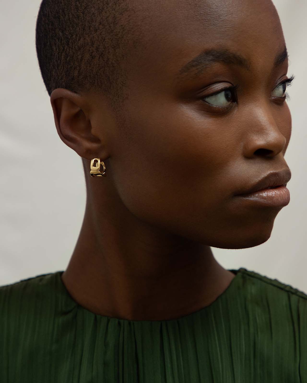 Voyage Mini Hoop Earrings In Gold Vermeil