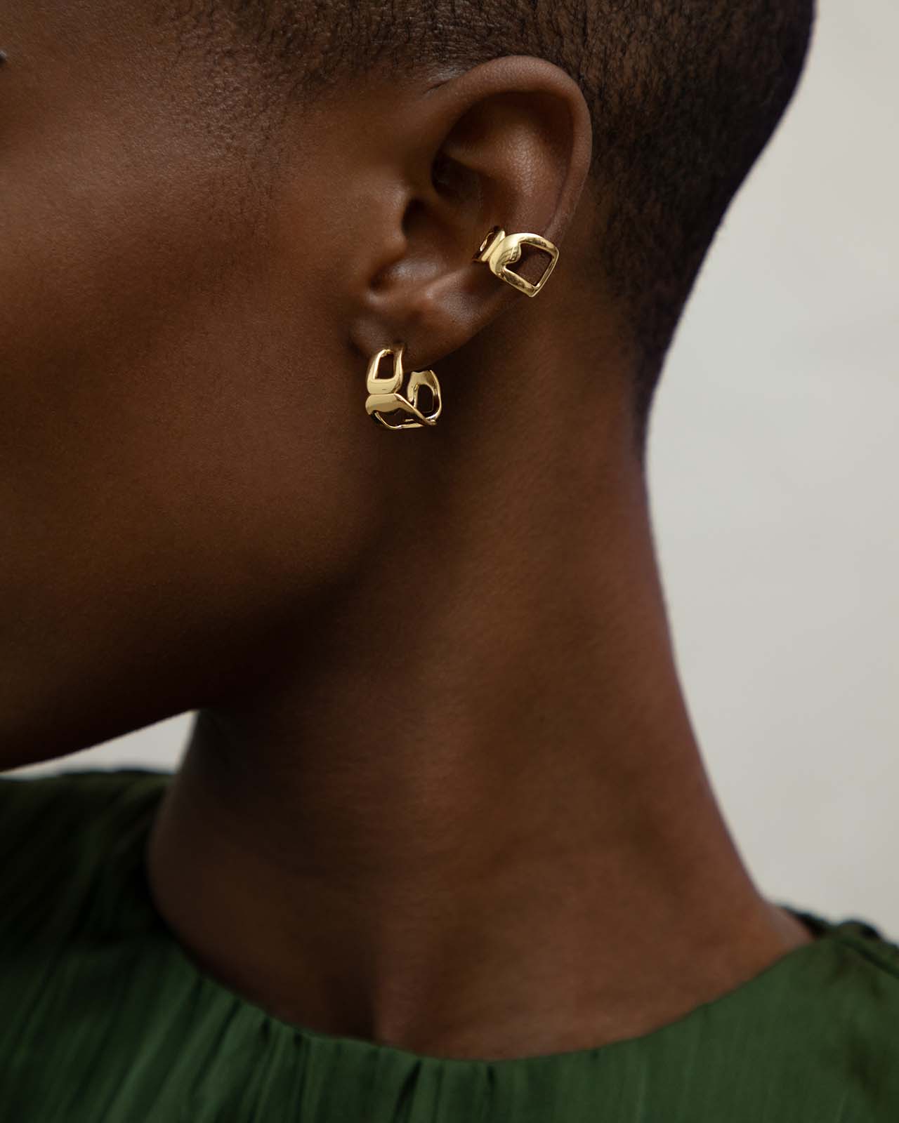 Voyage Mini Hoop Earrings In Gold Vermeil