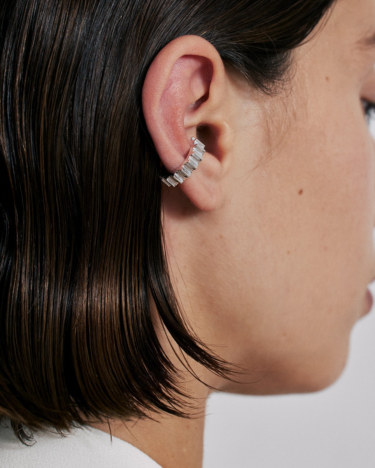 Column Drum Ear Cuff