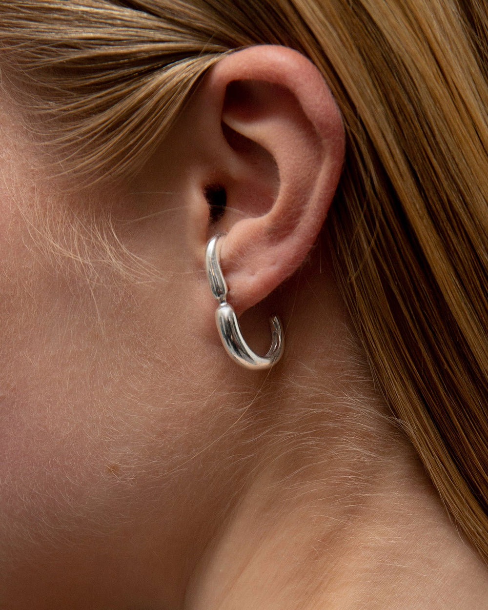 Pendientes Hope Huggie